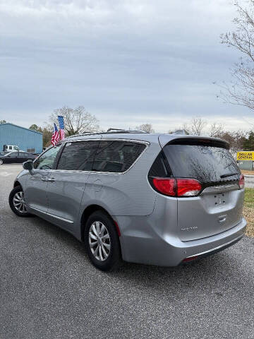 2018 Chrysler Pacifica Touring L