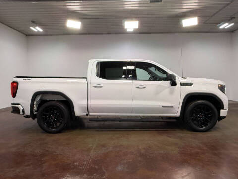 2022 GMC Sierra 1500 Elevation Standard