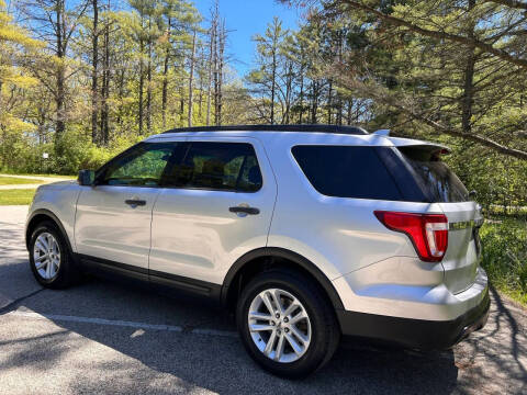 2016 Ford Explorer