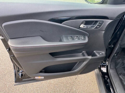 2022 Honda Ridgeline Black Edition