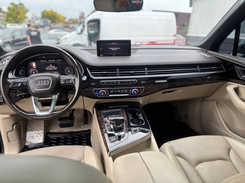 2017 Audi Q7 3.0T quattro Premium Plus