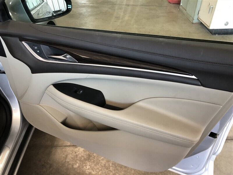 2017 Buick LaCrosse Essence