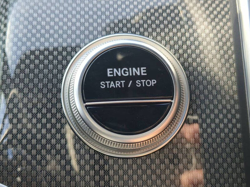 2025 Mercedes-Benz GLC AMG GLC 63 S E Performance