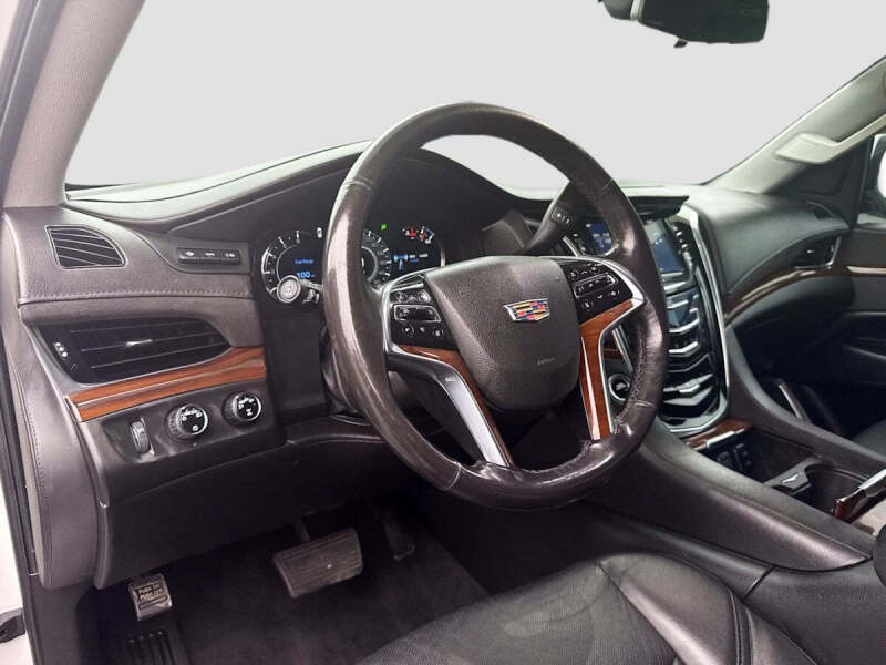 2020 Cadillac Escalade ESV Luxury