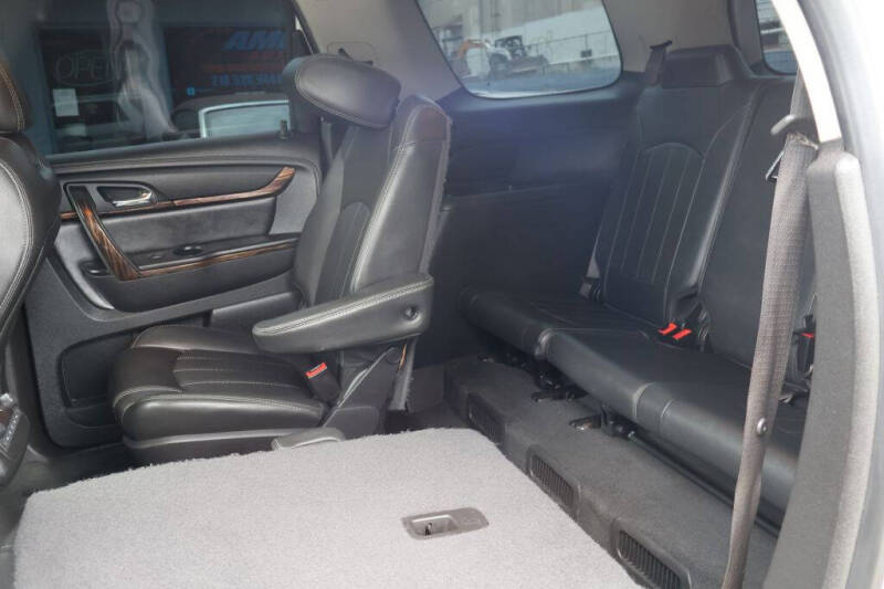 2016 GMC Acadia Denali