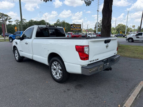 2017 Nissan Titan SV