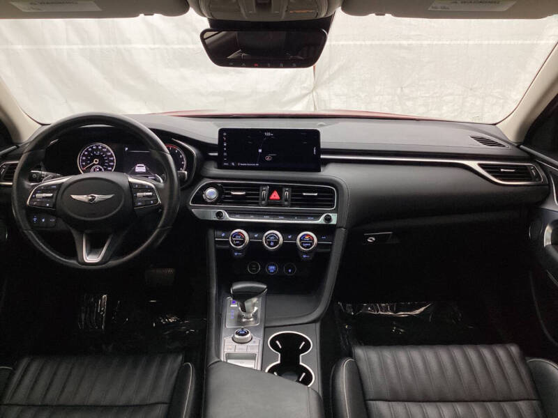 2022 Genesis G70 2.0T