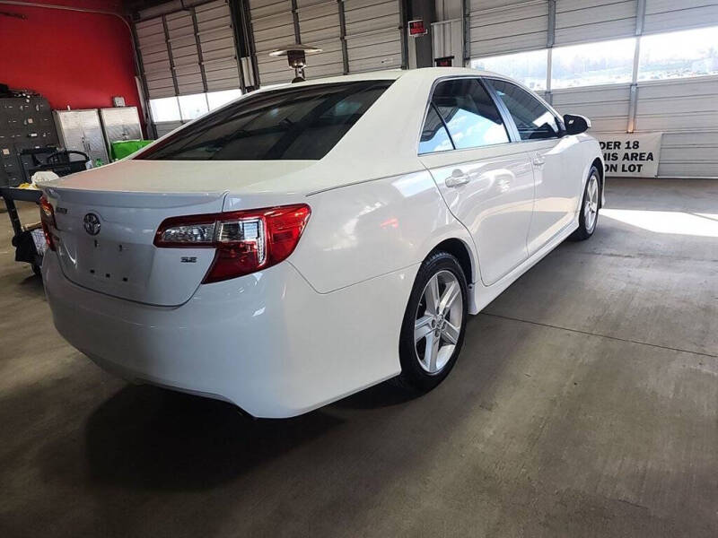 2013 Toyota Camry SE