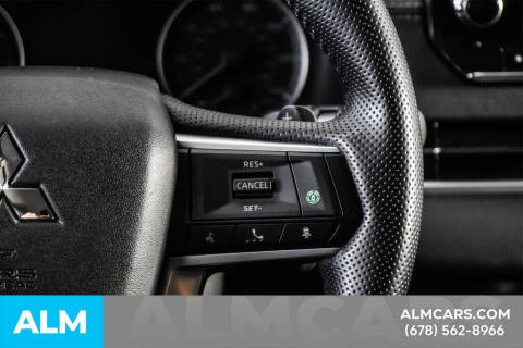 2024 Mitsubishi Outlander SE