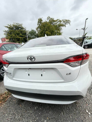 2020 Toyota Corolla LE