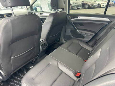 2015 Volkswagen e-Golf SEL Premium