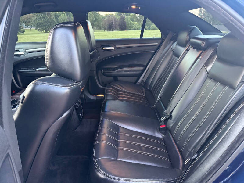 2016 Chrysler 300 S