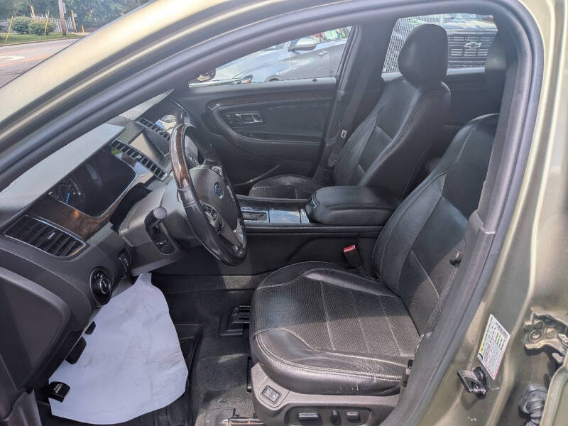 2013 Ford Taurus Limited