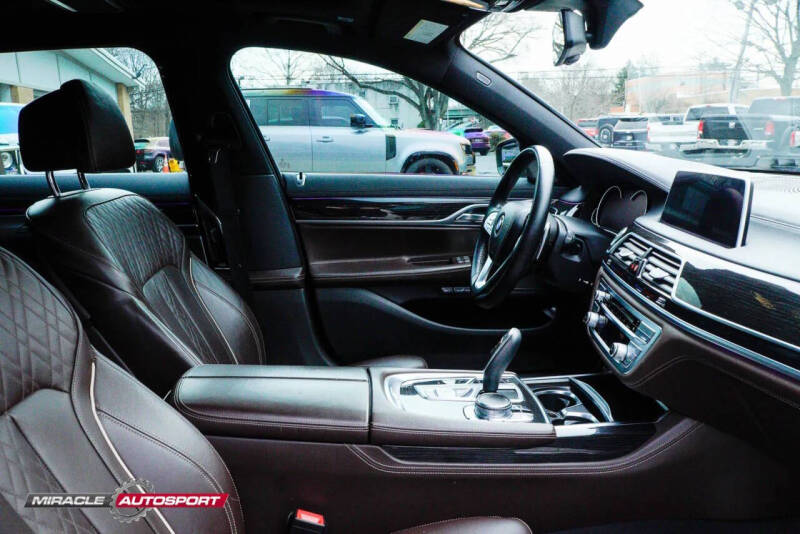 2016 BMW 7 Series 750i