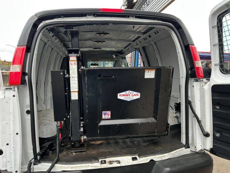 2016 Chevrolet Express 2500