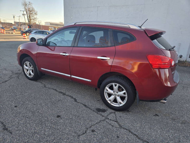 2011 Nissan Rogue SV