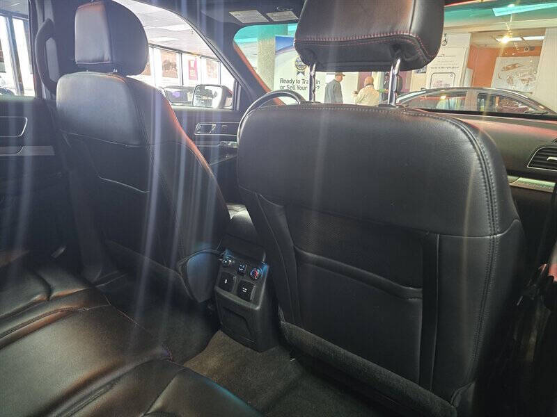 2017 Ford Explorer Sport