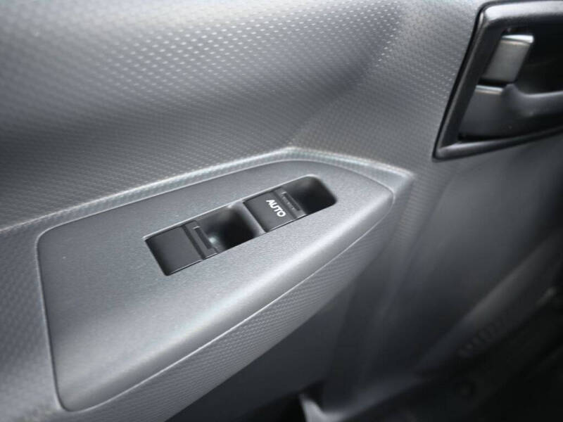 2024 Isuzu NPR HD 1F3