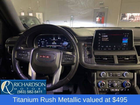 2023 GMC Yukon XL SLT