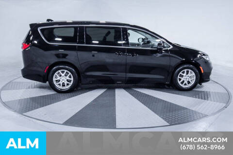 2024 Chrysler Pacifica Touring L