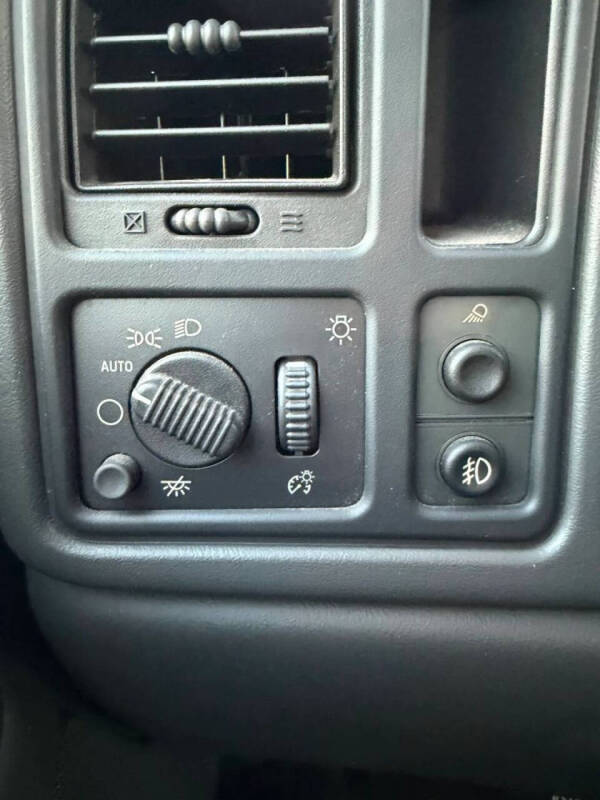 2005 GMC Sierra 2500HD