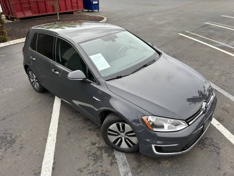 2016 Volkswagen e-Golf SE