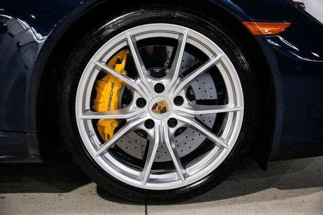 2019 Porsche 911 Targa 4 GTS