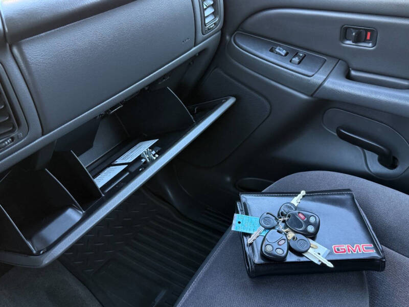 2006 GMC Sierra 1500 SLE2