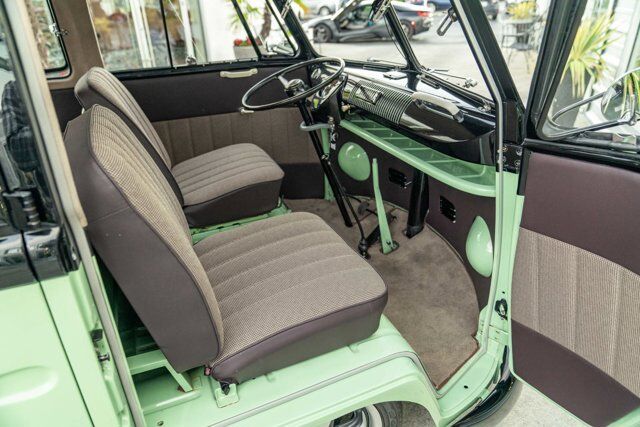 1966 Volkswagen 11-Window 45