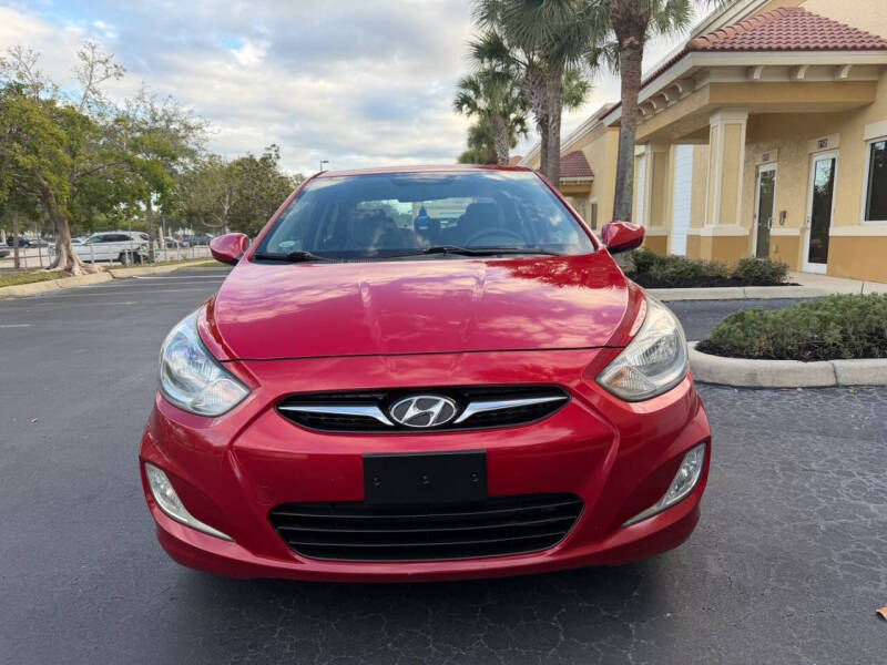 2012 Hyundai Accent GLS