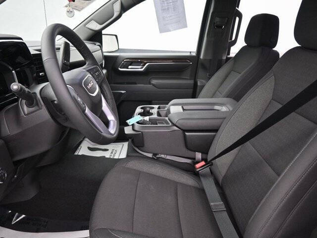 2026 GMC Sierra 1500 Elevation Standard