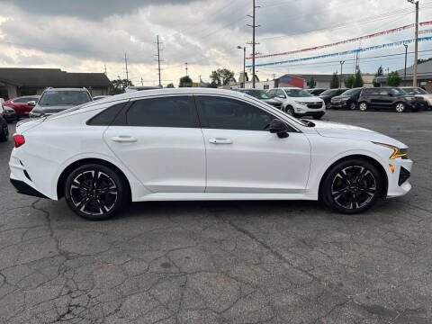 2022 Kia K5