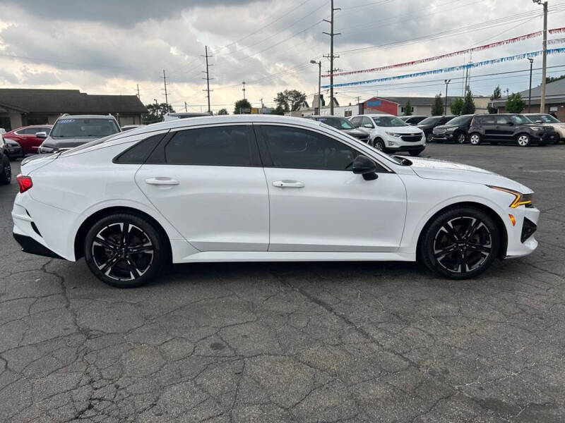 2022 Kia K5