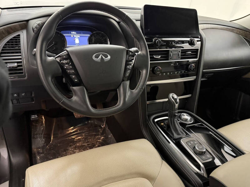 2024 Infiniti QX80 Premium Select