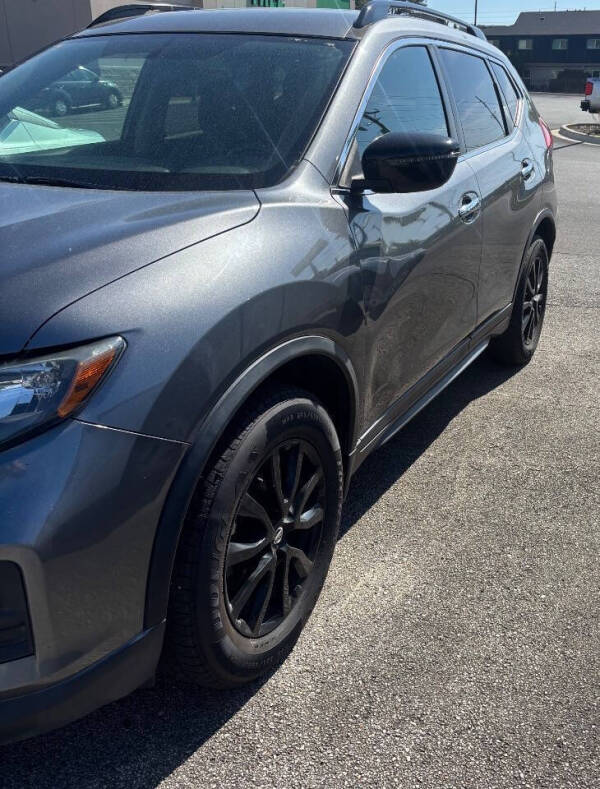 2018 Nissan Rogue SV