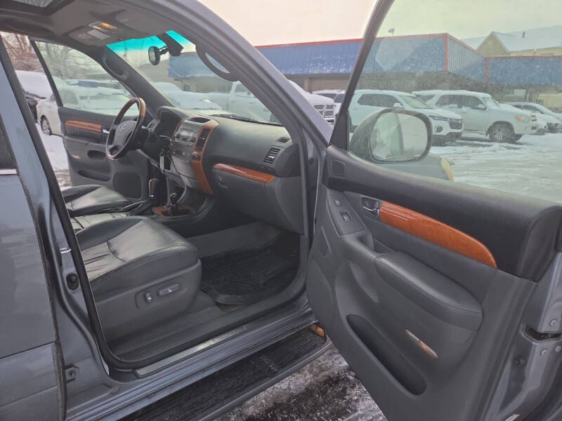 2004 Lexus GX 470