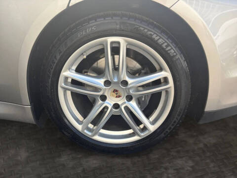 2012 Porsche Panamera