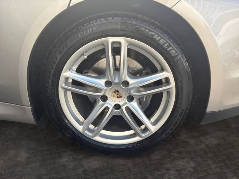 2012 Porsche Panamera
