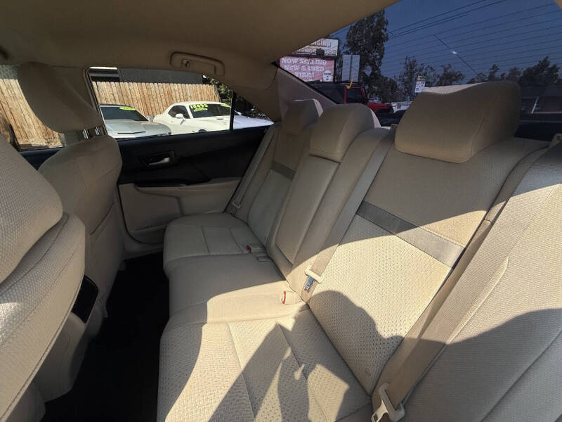 2014 Toyota Camry LE