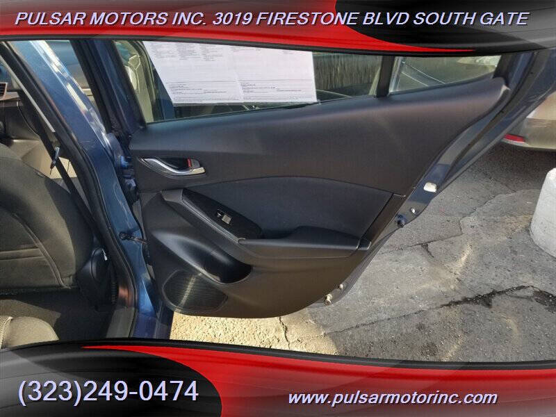 2018 Mazda MAZDA3 Sport