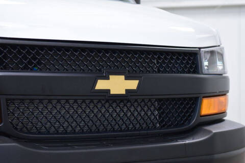 2025 Chevrolet Express 2500