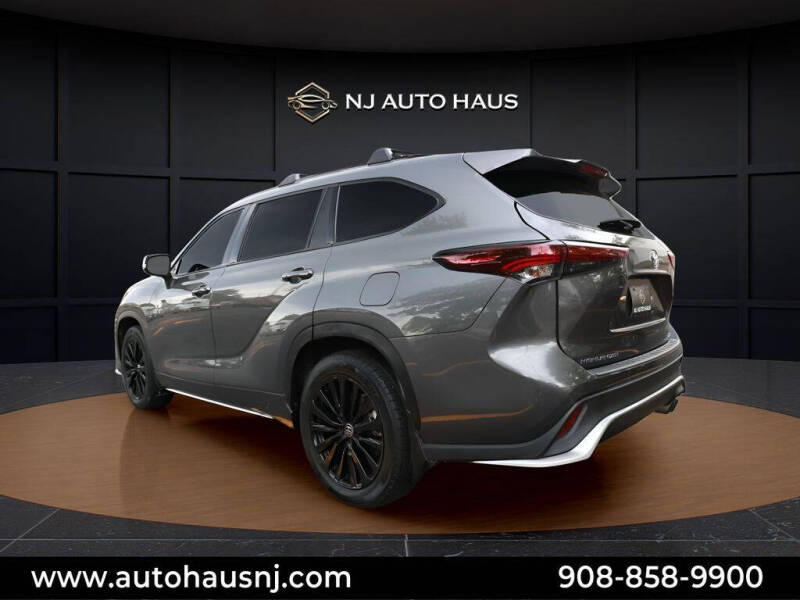 2024 Toyota Highlander XSE