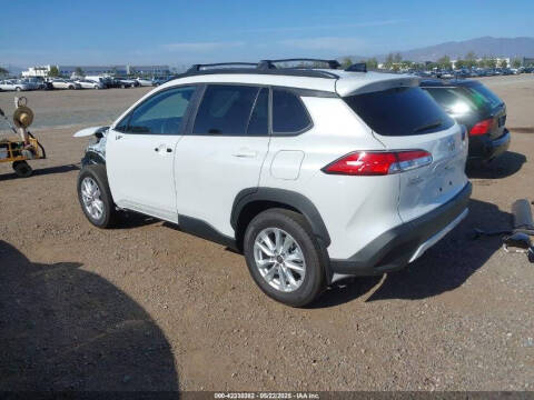 2025 Toyota Corolla Cross LE