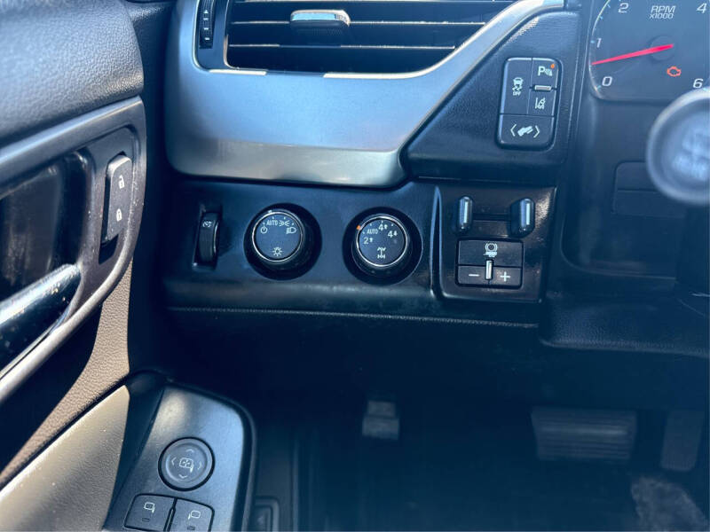 2015 Chevrolet Suburban LT
