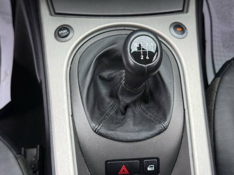 2004 BMW Z4 2.5i