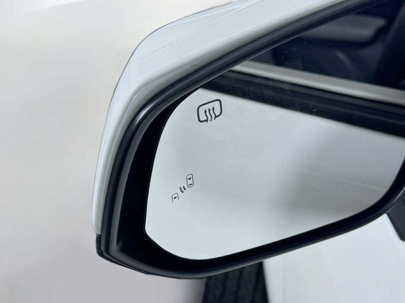 2024 Toyota Sienna XLE 7-Passenger