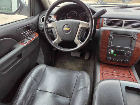 2013 Chevrolet Suburban LTZ