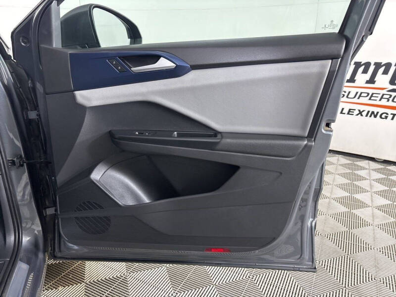 2022 Volkswagen Taos SE 4Motion