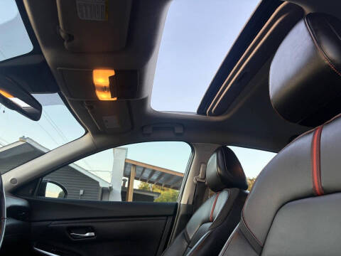 2021 Nissan Sentra SR
