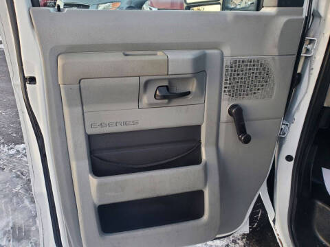 2013 Ford E-Series E-350 SD